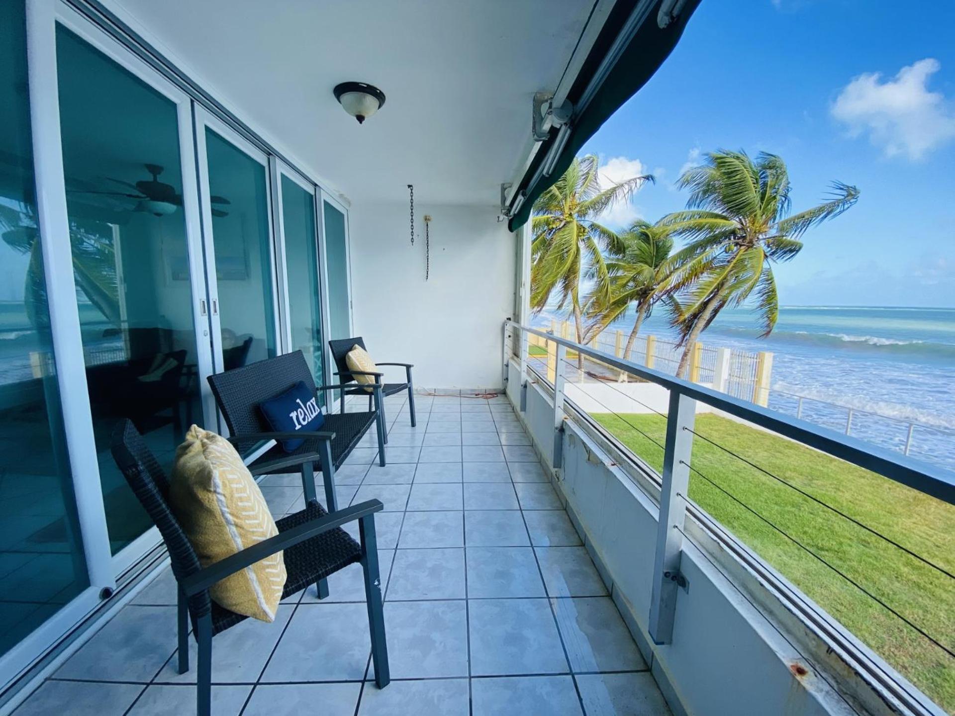 Oceanfront Condo In Luquillo Eksteriør billede
